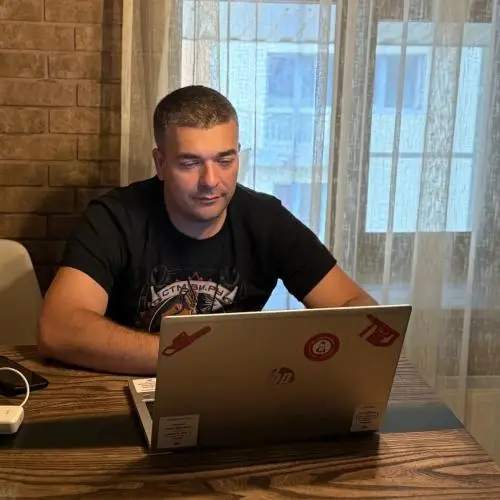 Александр  Рыбаков
