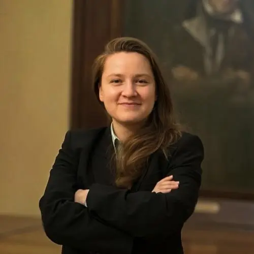 Анна Крусир