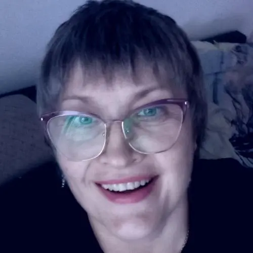 Александра Савельева