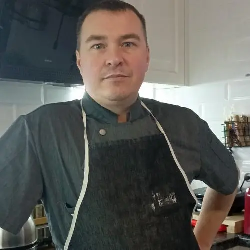 Юрий Николаев