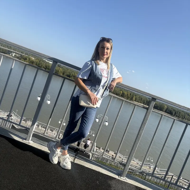 Олеся Семенова