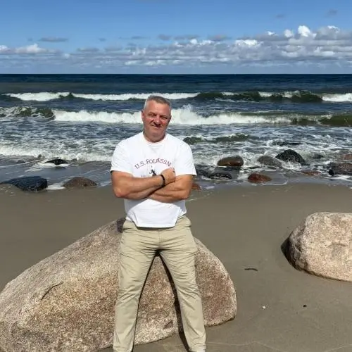 Александр Шуняев