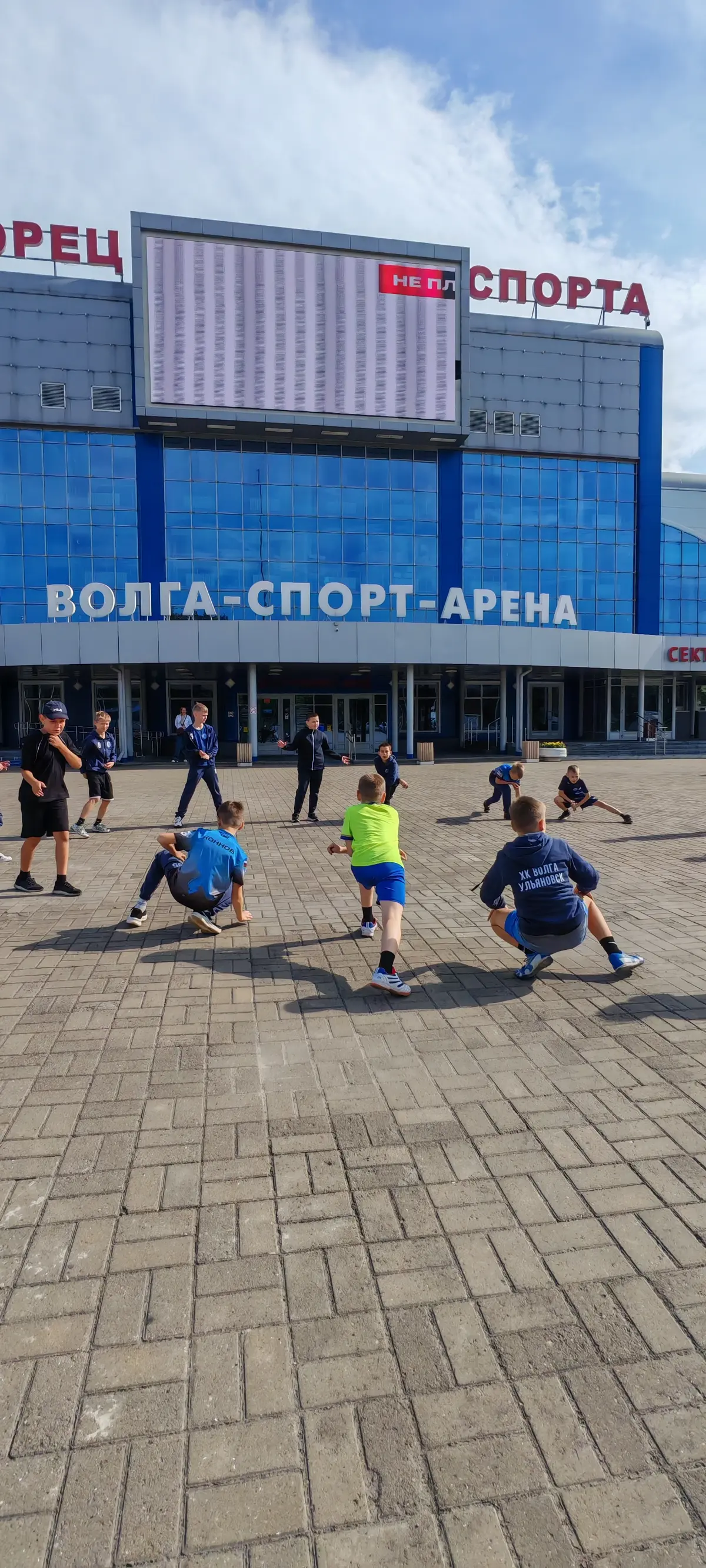 "Живу детским хоккеем. Будь первым" | Сетка — социальная сеть от hh.ru