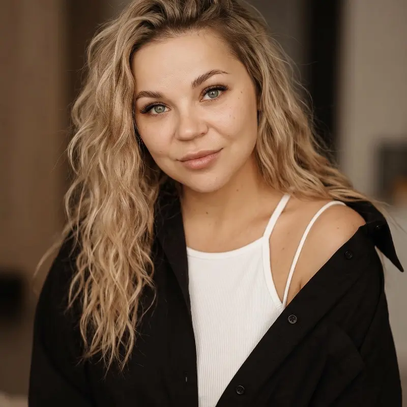 Евгения Ломова