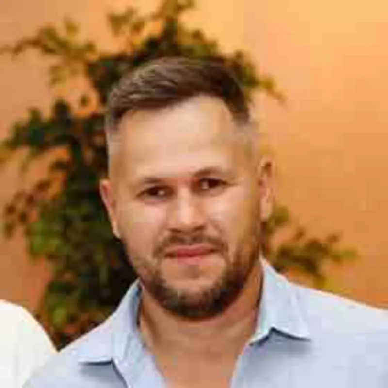 Алексей Гусаров