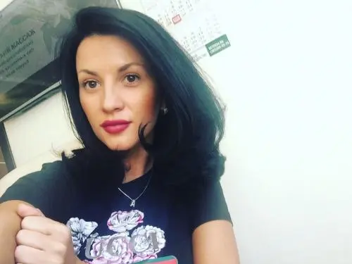 Анна Вечерова