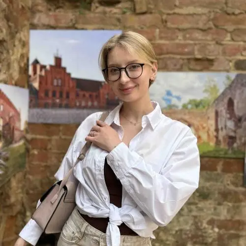 Юлиана Попова