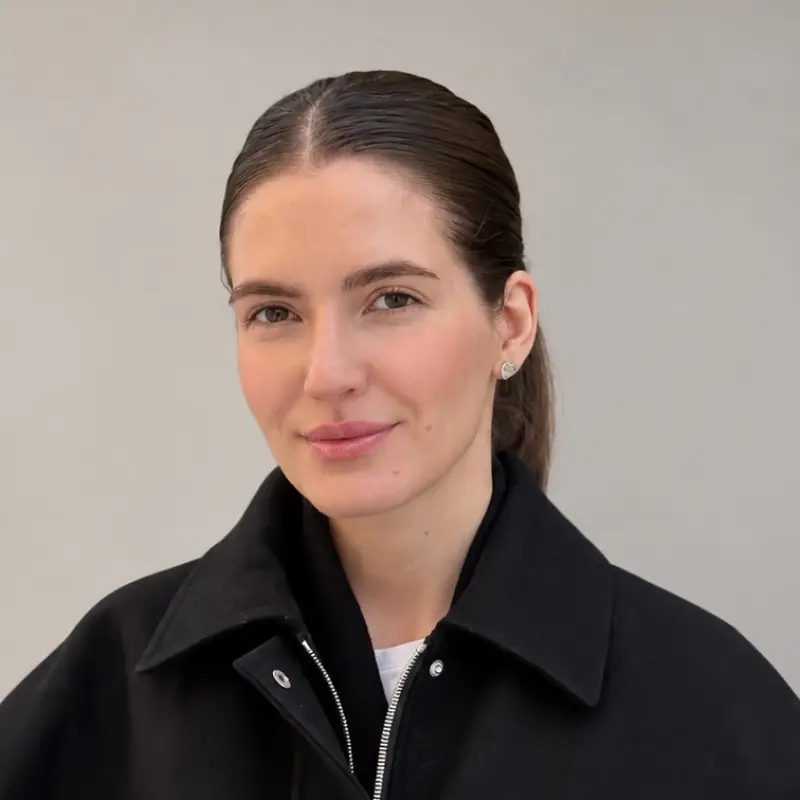 Алина Сулейманова