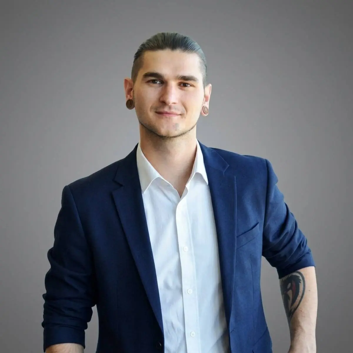 Константин Синёв