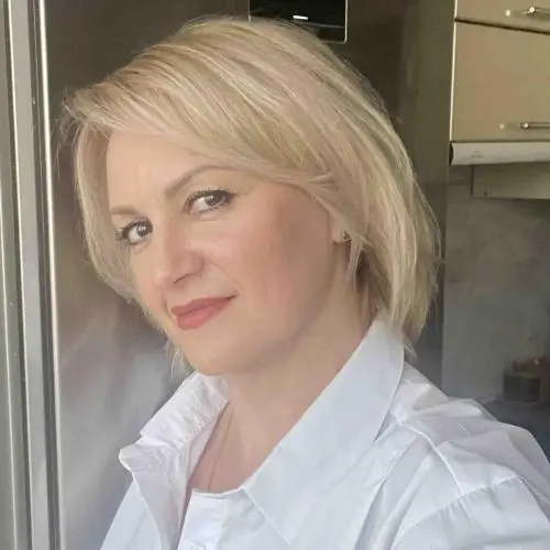 Марина Красавина