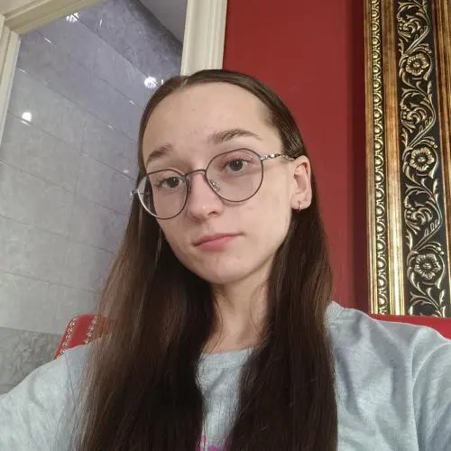 Анна Попцова