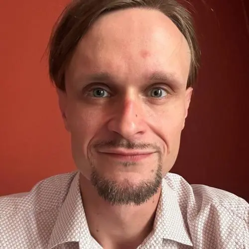 Роман Шакин