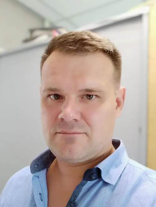 Виталий Фролов