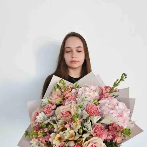 Полина Чиканова