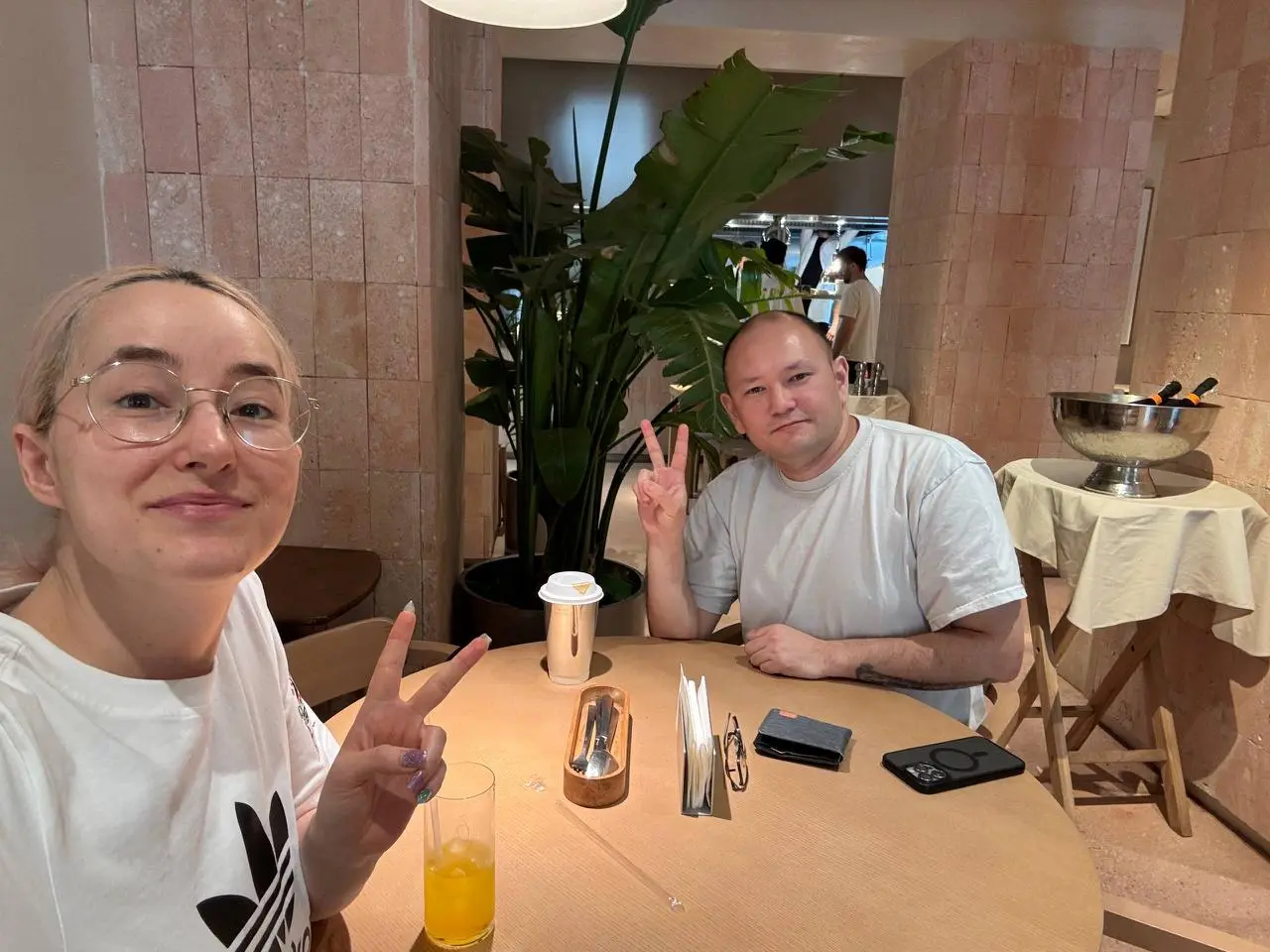12/09/2026
[Алматы]
А чё, думали в прошлую субботу у нас не состоялась встреча? А это оказывается просто админ где-то потерялась и забыла вам всё рассказать. Но ничё, сейчас всё узнаете | Сетка — социальная сеть от hh.ru
