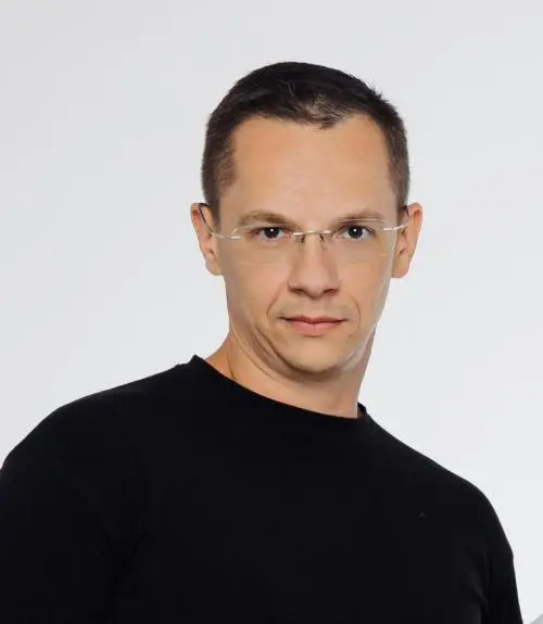 Станислав Тархов