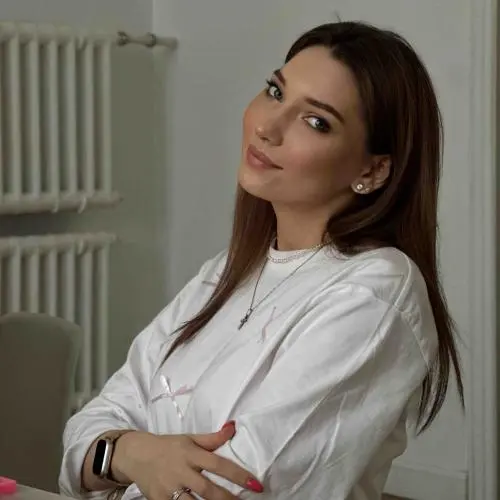 Полина Кузьменко