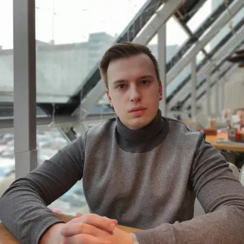 Михаил Зинов