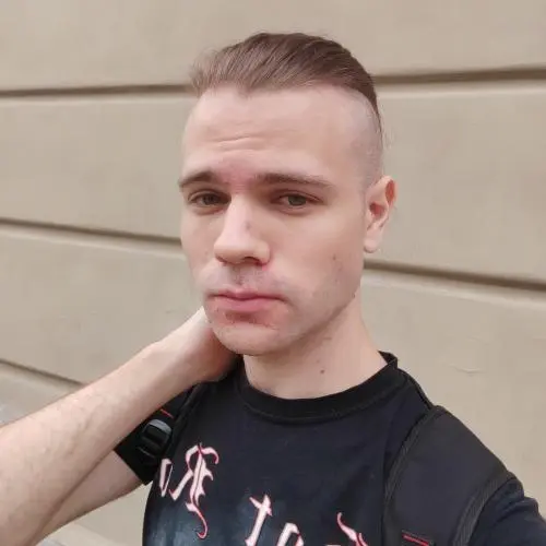 Андрей Сухих