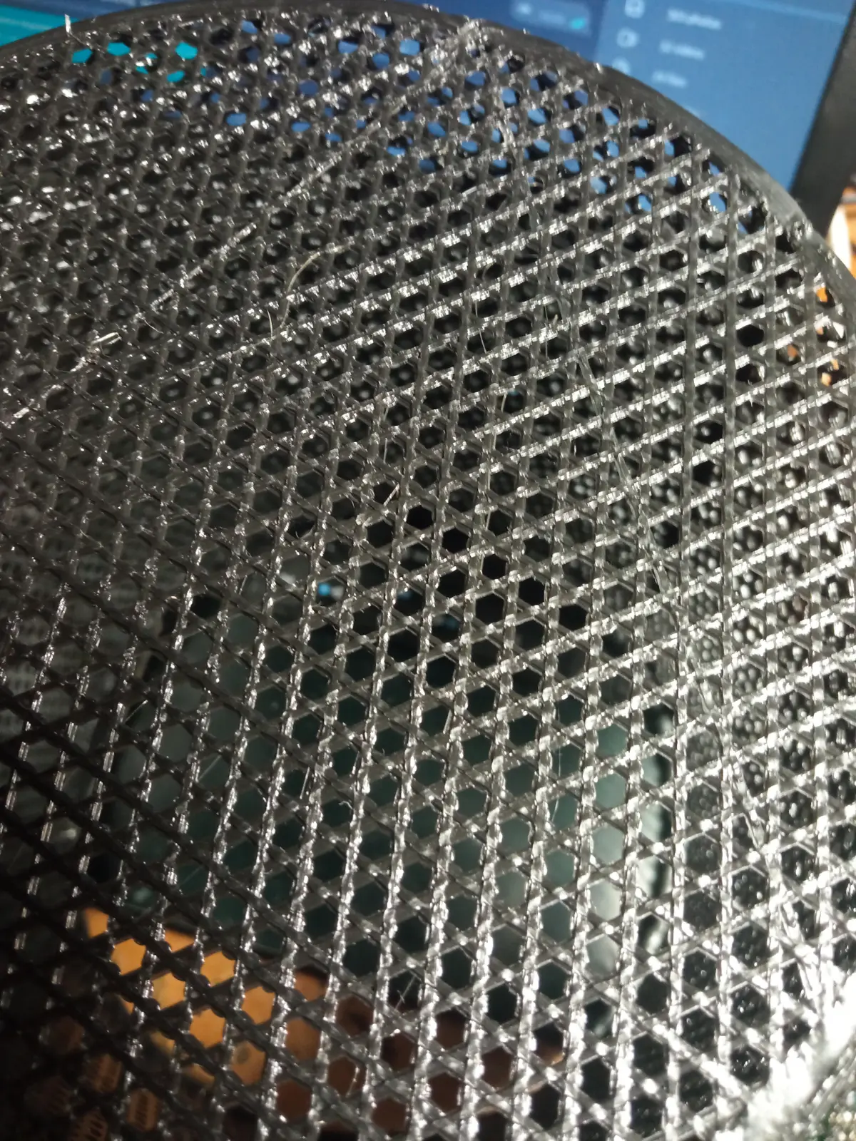 На 3d принтере можно печатать например такое. По частям, естественно. #косплей | Сетка — социальная сеть от hh.ru