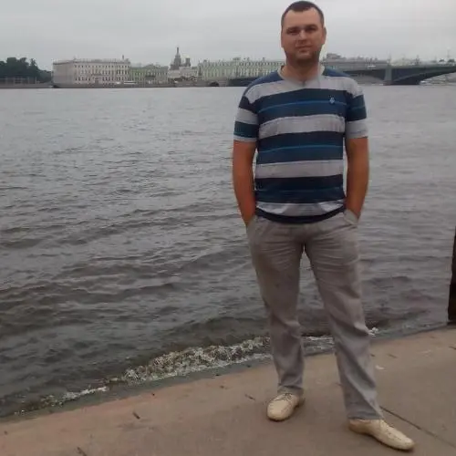 Антон Крамарь