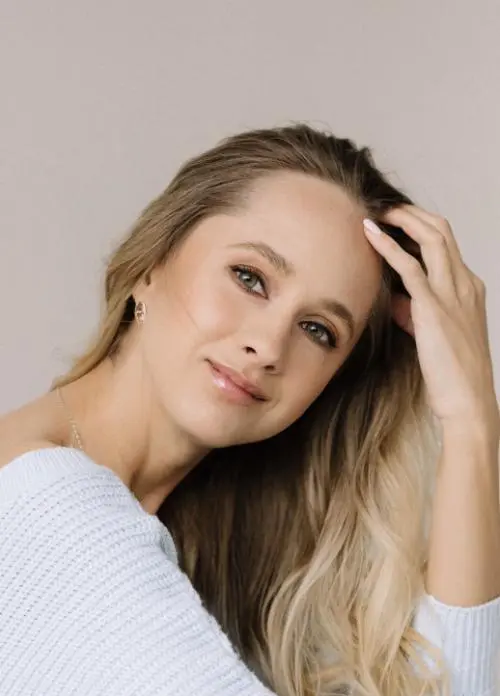 Елена Глебова
