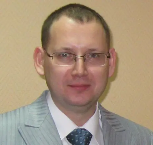 Дмитрий Страхов