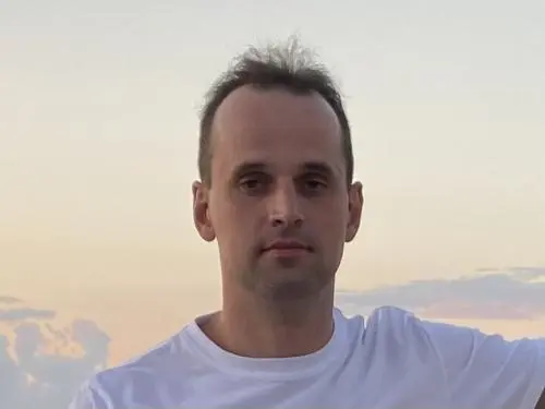 Андрей Маслов