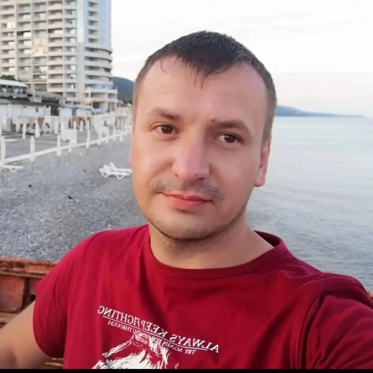 Александр Ребров