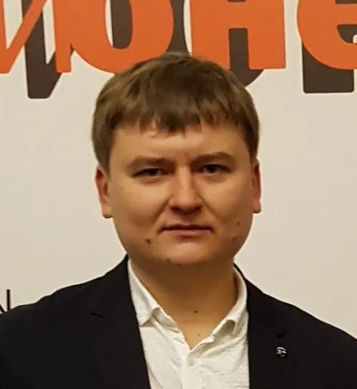 Максим Майоров