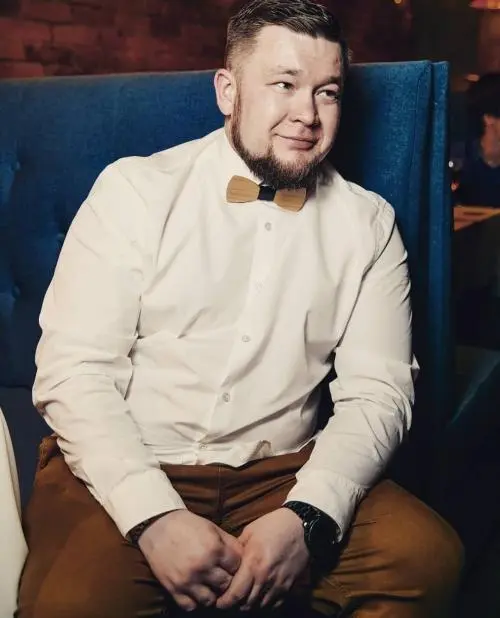 Руслан Тихонов