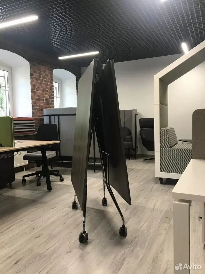 Мебель с выставки ищет себе новый дом и заботливого хозяина😁 | Сетка — социальная сеть от hh.ru
