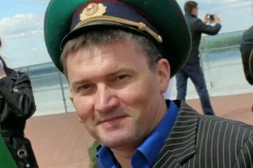 Александр Волков
