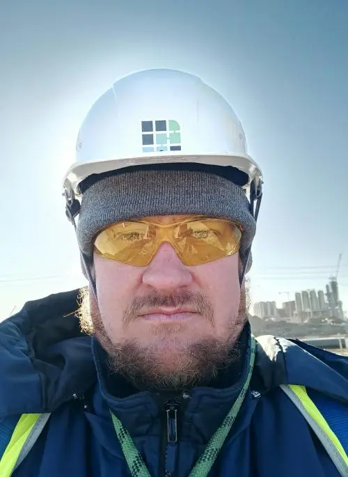 Дмитрий Лавров
