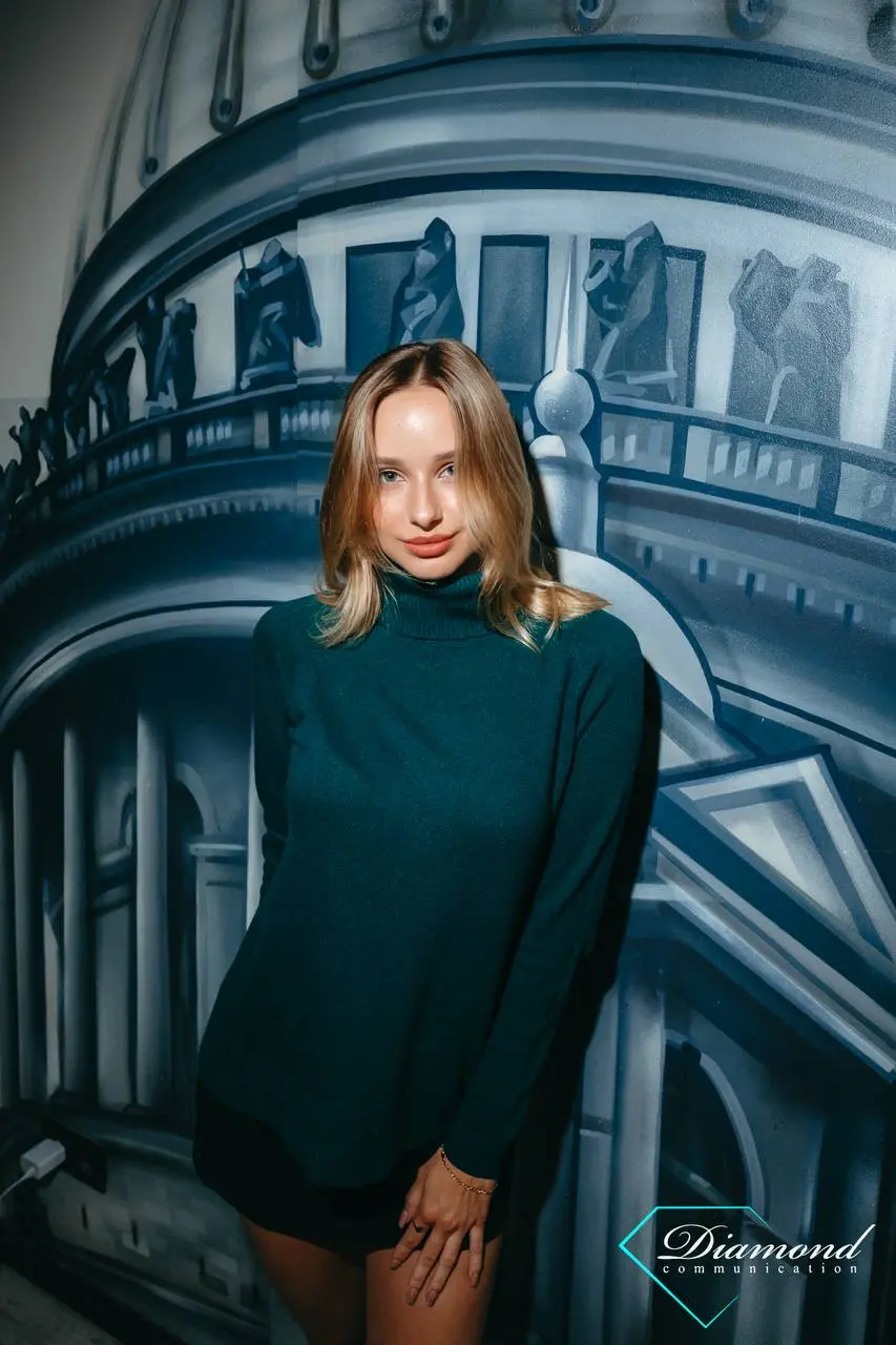🔥 Сильная команда — это команда, которая постоянно растёт.
Для направления «Shot-Girl» провели внутренний тренинг, чтобы вместе разобрать, что помогает повышать продажи и личные результаты | Сетка — социальная сеть от hh.ru
