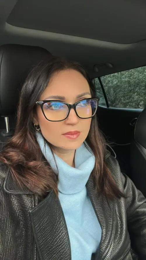Анна Гулакова