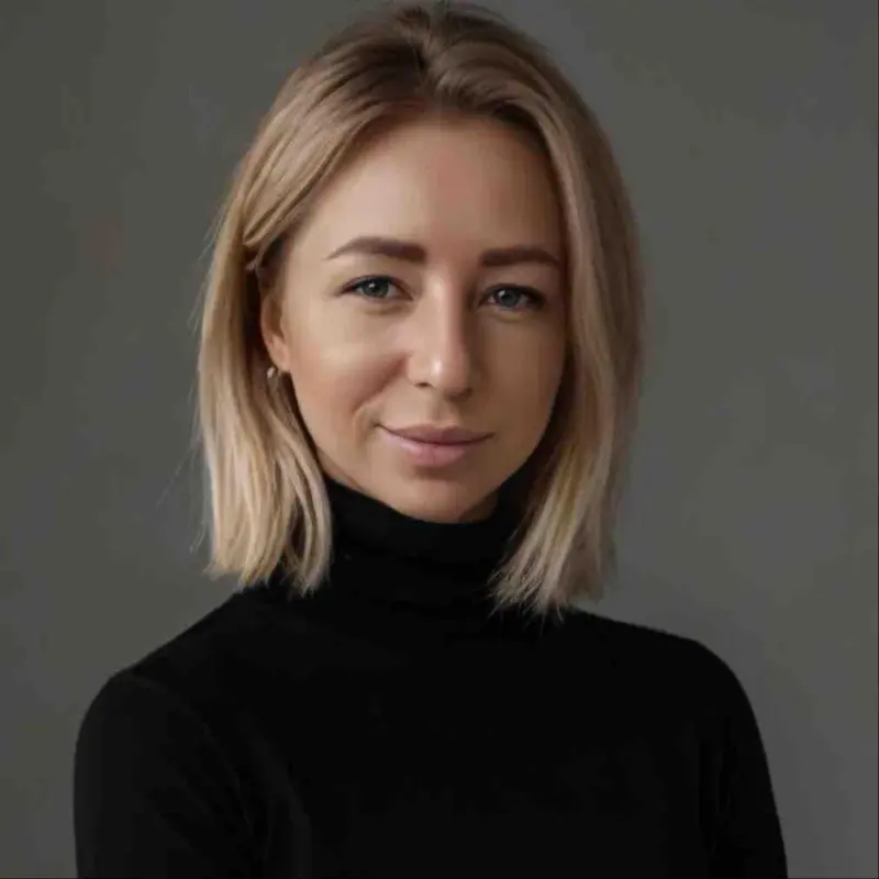 Ксения Попова