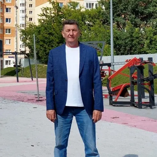 Александр Холодов