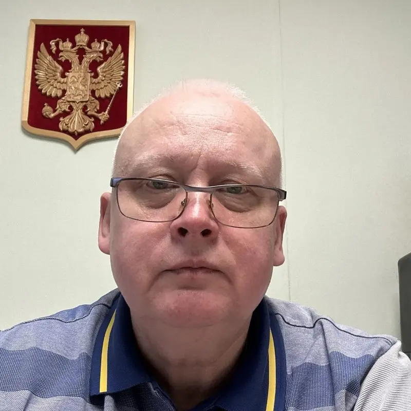 Павел Емуранов
