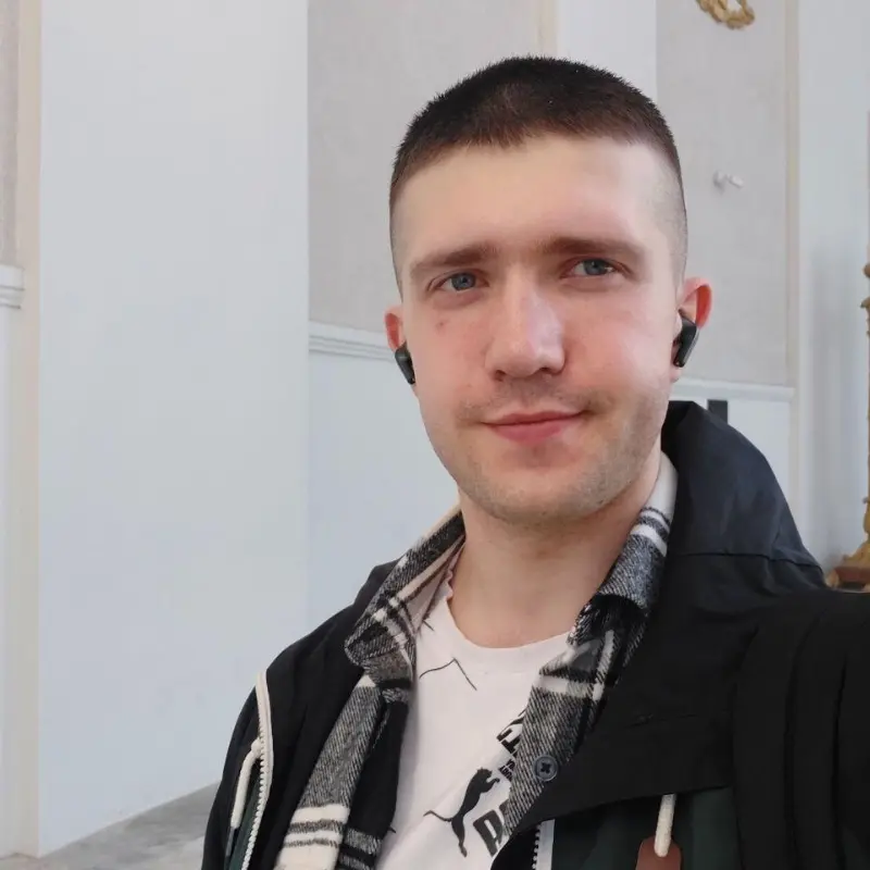Дмитрий Жарков