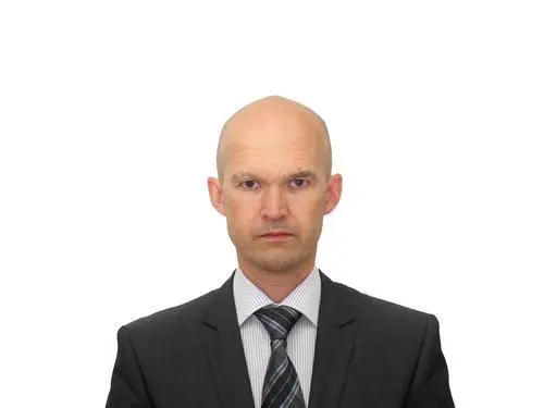 Игорь Петров