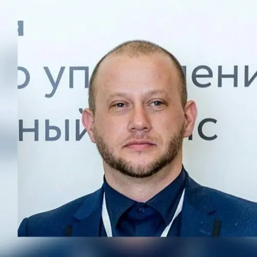 Евгений Лазарев