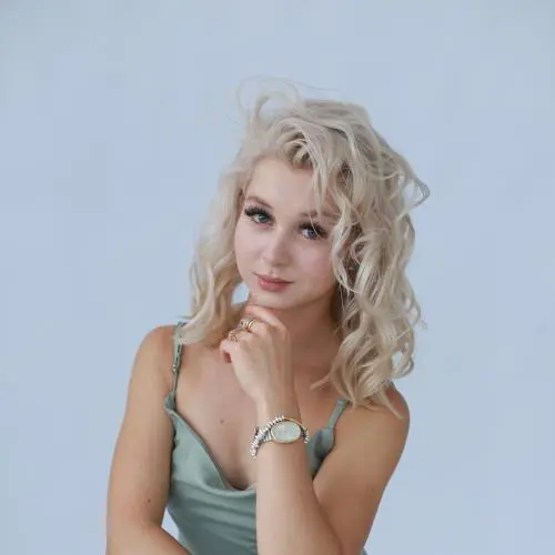 Елена Чмиркова