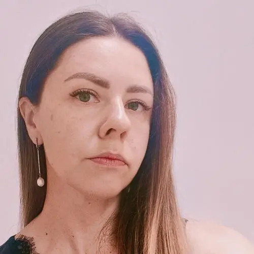 Елена Назарова