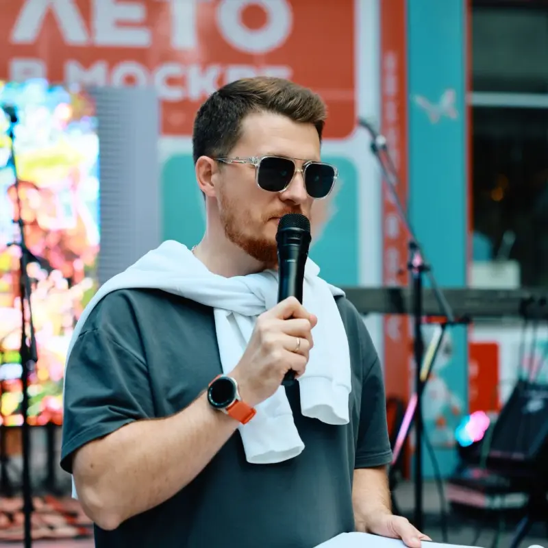 Юрий Тарасов