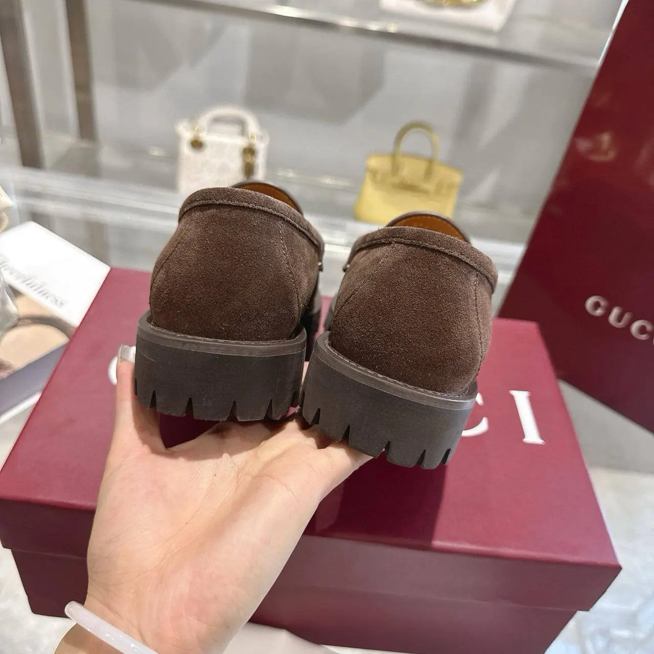 ▪️Премиум
▪️В наличии 36-41 размеры
▪️Цена 15.500₽
▪️Доставка-примерка по Москве
▪️ @byMarybelle
▪️Отправка в регионы ✈️ в этот же день | Сетка — социальная сеть от hh.ru
