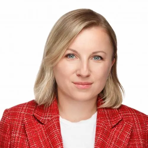 Анна Макшеева