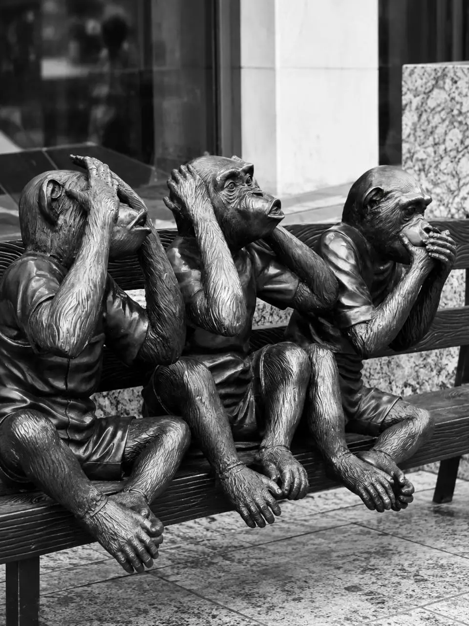 Почему худшие оказываются у руля?
Вы наверняка встречали такого руководителя.
Наверх он бодро докладывает, что всё прекрасно.
Вниз объясняет, что все плохо работают | Сетка — социальная сеть от hh.ru