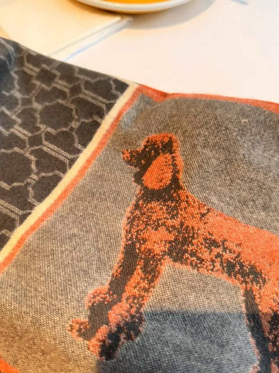 Сегодня меня преследуют пудели ахахах 🐩
В последнее время я почему-то сместилась в сторис в инсту, хотя раньше я туда ничего не выкладывала, а сейчас больше, чем в сторис здесь, интересно, как резко б... | Сетка — социальная сеть от hh.ru