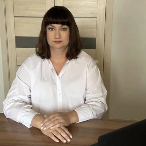 Елена Плужникова